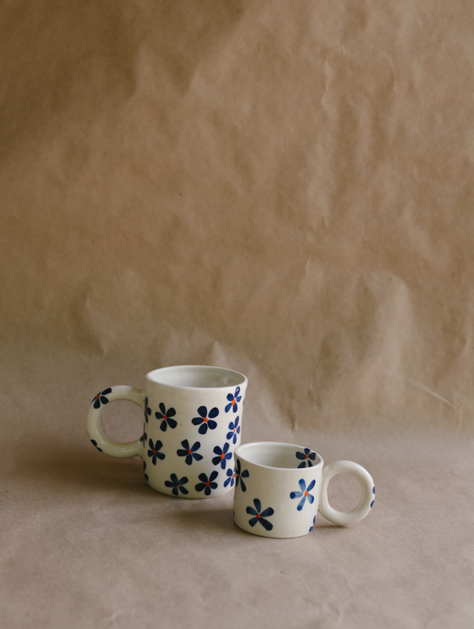 Coffee Mug - indigo daisies 8oz