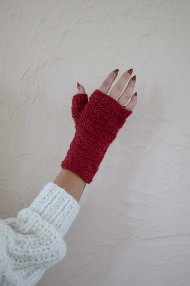 Stela Fingerless Gloves- Roja